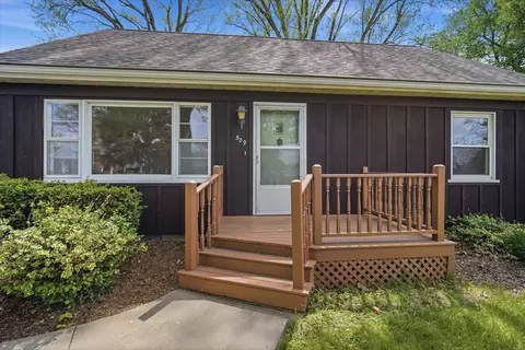 Exterior - 509 W Smith St, Roanoke, IL 61561 photo 3 of 5