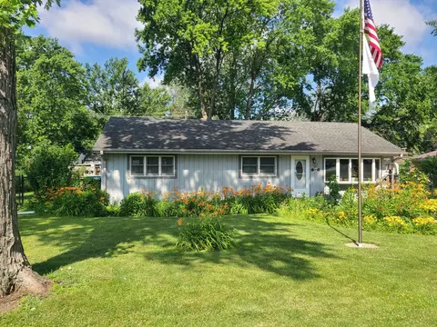 2 N080 Clarendon Ave, Lombard, IL 60148