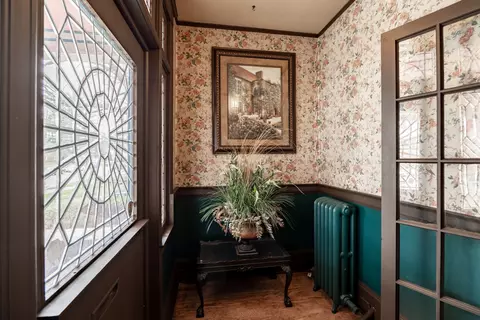 Entry Way - 600 E Chicago St, Elgin, IL 60120 photo 1 of 7