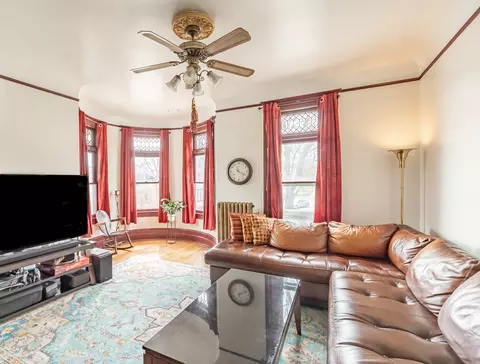 Living - 600 E Chicago St, Elgin, IL 60120 photo 2 of 3