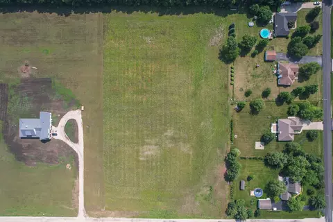 655 E Southmor Rd, Morris, IL 60450 photo 6