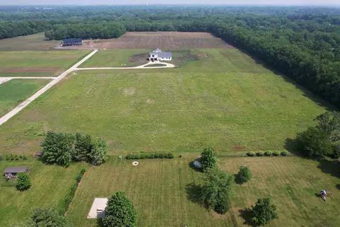 655 E Southmor Rd, Morris, IL 60450 photo 4