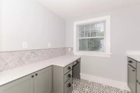 511 Kreitzer Ave, Bloomington, IL 61701 photo 22