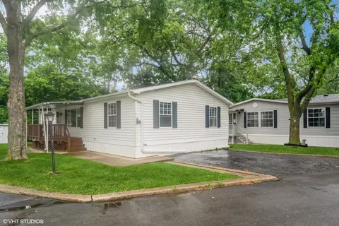 6801 S Lagrange Rd #E15, Hodgkins, IL 60525