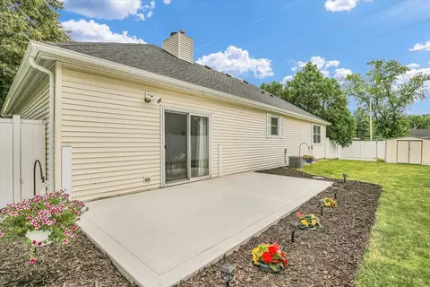 1901 Sumac Dr, Champaign, IL 61821 photo 32