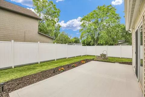 1901 Sumac Dr, Champaign, IL 61821 photo 8