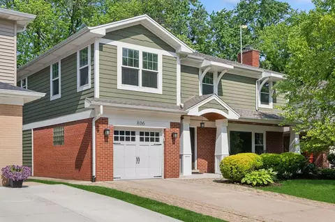 806 S Walnut Ave, Arlington Heights, IL 60005