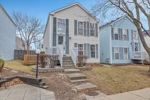 823 Symphony Dr, Aurora, IL 60504 photo 1