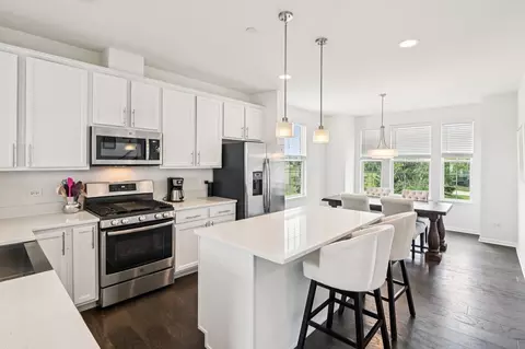 Kitchen - Undisclosed, Naperville, IL 60564 photo 2 of 5