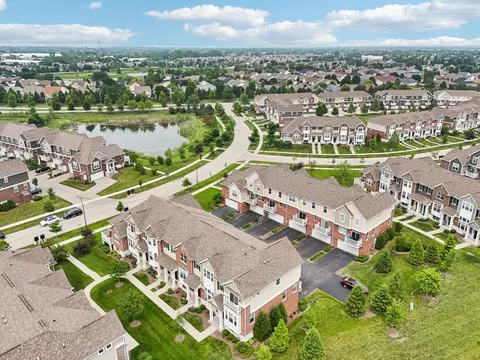 View/Area - Undisclosed, Naperville, IL 60564 photo 2 of 4