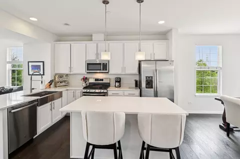 Kitchen - Undisclosed, Naperville, IL 60564 photo 3 of 5