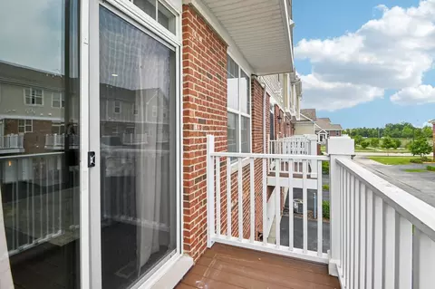 Exterior - Undisclosed, Naperville, IL 60564 photo 2 of 7