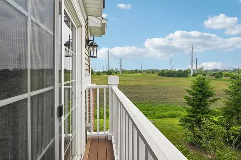 Exterior - Undisclosed, Naperville, IL 60564 photo 4 of 7