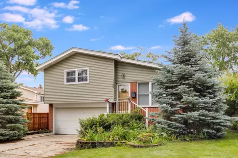 1145 S Chestnut Ave, Arlington Heights, IL 60005