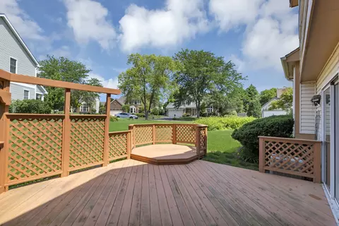 652 Morning Glory Ln, Bartlett, IL 60103 photo 7