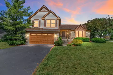 652 Morning Glory Ln, Bartlett, IL 60103