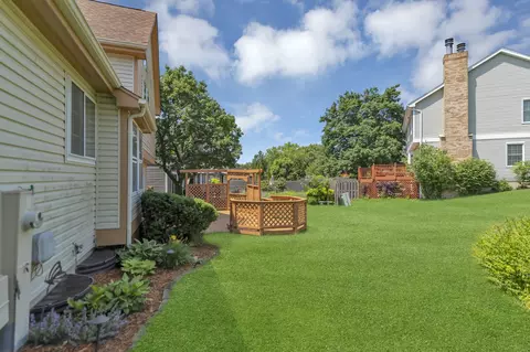 652 Morning Glory Ln, Bartlett, IL 60103 photo 6
