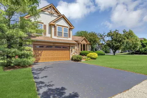 652 Morning Glory Ln, Bartlett, IL 60103 photo 2