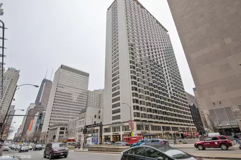 535 N Michigan Ave #2203-2204, Chicago, IL 60611