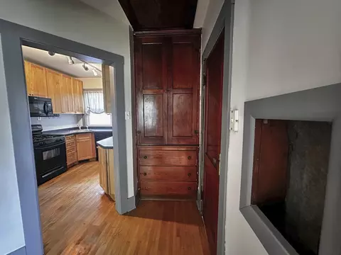 Entry Way - 321 Morgan St, Elgin, IL 60123 photo 1 of 1