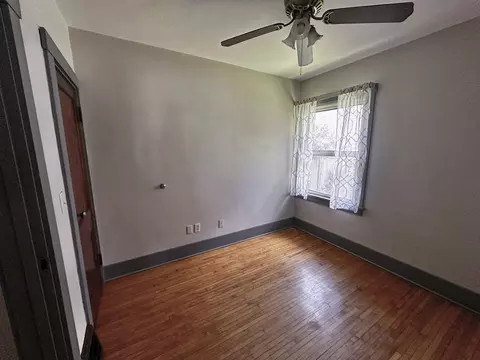 Bedroom - 321 Morgan St, Elgin, IL 60123 photo 1 of 2