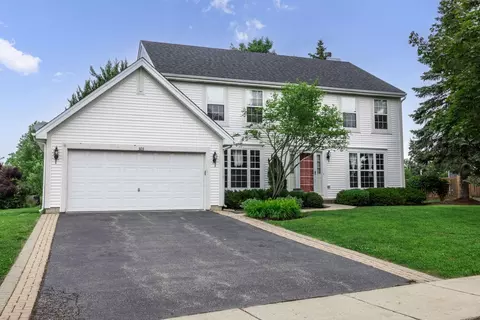 303 Oak Grove Dr, Wauconda, IL 60084