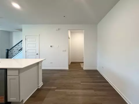 Entry Way - 2116 Bodega Dr, Oswego, IL 60543 photo 2 of 3