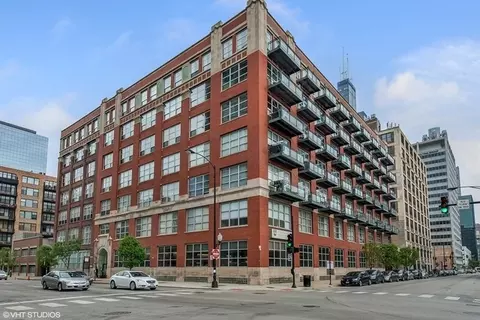 333 S Desplaines St #606, Chicago, IL 60661