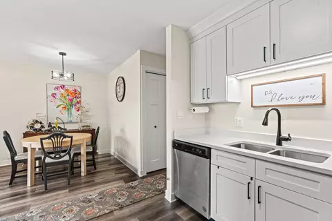 Kitchen - 1598 Elder Dr, Aurora, IL 60506 photo 3 of 3
