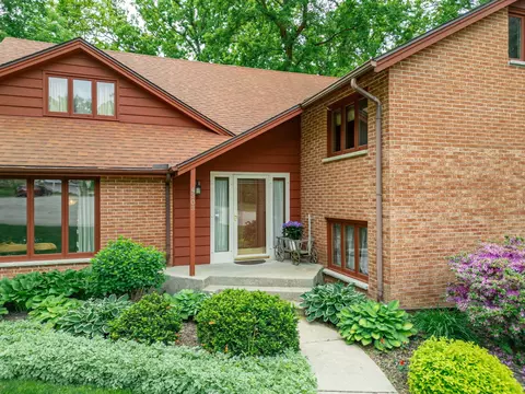 Exterior - 4303 Singleton Close, Rockford, IL 61114 photo 3 of 12