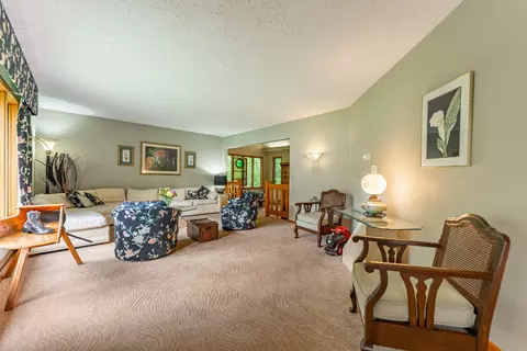 Living - 4303 Singleton Close, Rockford, IL 61114 photo 2 of 8