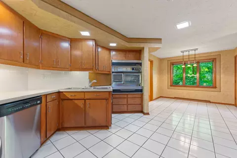 Kitchen - 4303 Singleton Close, Rockford, IL 61114 photo 2 of 2