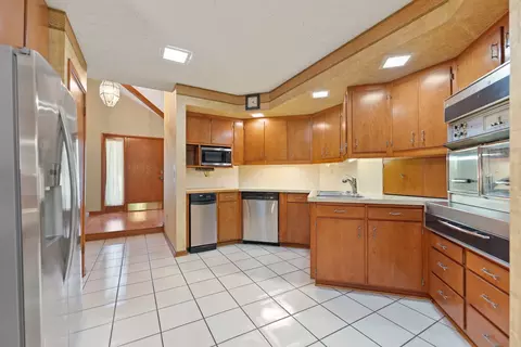 Kitchen - 4303 Singleton Close, Rockford, IL 61114 photo 1 of 2