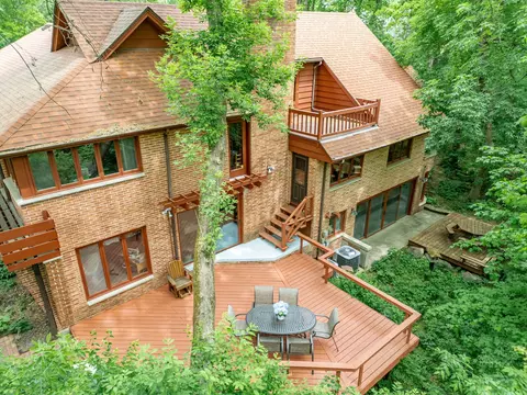 Exterior - 4303 Singleton Close, Rockford, IL 61114 photo 10 of 12