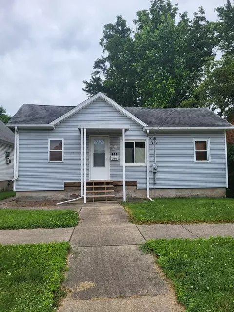 707 E Kent St, Streator, IL 61364
