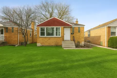 904 Grey Ave, Evanston, IL 60202