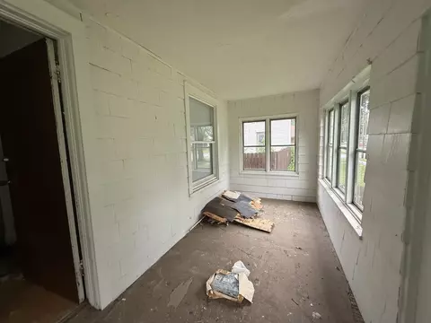 Exterior - 1571 E Bourbonnais St, Kankakee, IL 60901 photo 2 of 2