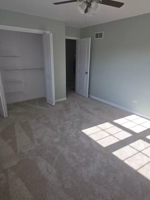 Bedroom - 8201 Daniel Dr, Justice, IL 60458 photo 2 of 2