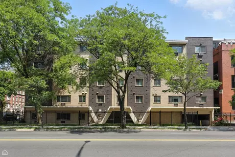 1060 W Hollywood Ave #405, Chicago, IL 60660