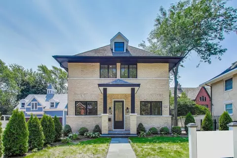 318 Greenleaf St, Evanston, IL 60202