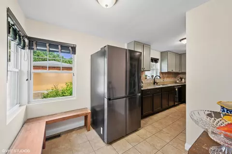 2417 Lyons St, Evanston, IL 60201 photo 14