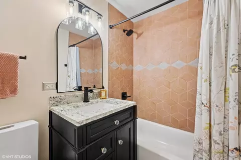 2417 Lyons St, Evanston, IL 60201 photo 22