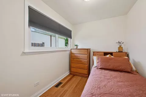 2417 Lyons St, Evanston, IL 60201 photo 21