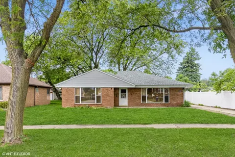 4340 Elm Ave, Lyons, IL 60534