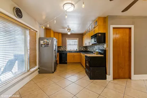 Kitchen - 4340 Elm Ave, Lyons, IL 60534 photo 1 of 1
