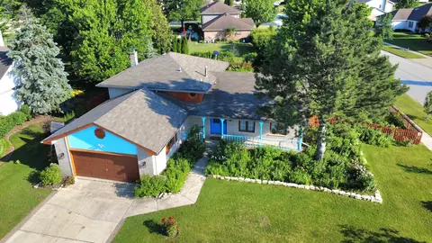 9931 Sussex Ct, Mokena, IL 60448