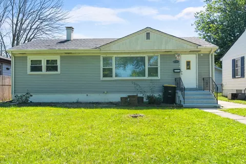 17317 Roy St, Lansing, IL 60438