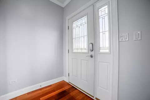 6825 W 64th Pl, Chicago, IL 60638 photo 4