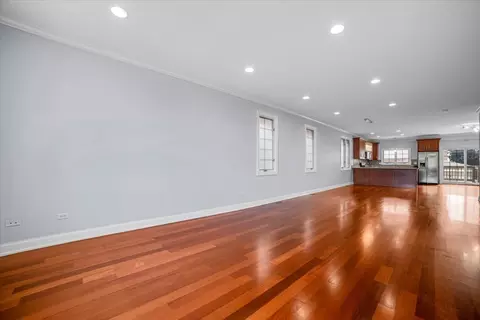 6825 W 64th Pl, Chicago, IL 60638 photo 5