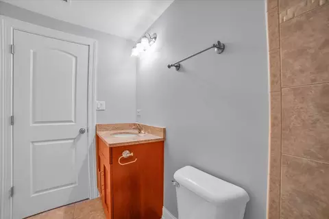 6825 W 64th Pl, Chicago, IL 60638 photo 13